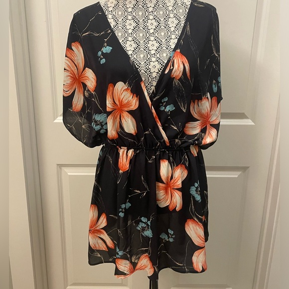 Torrid Floral Print Surplice Babydoll Top - Picture 4 of 8